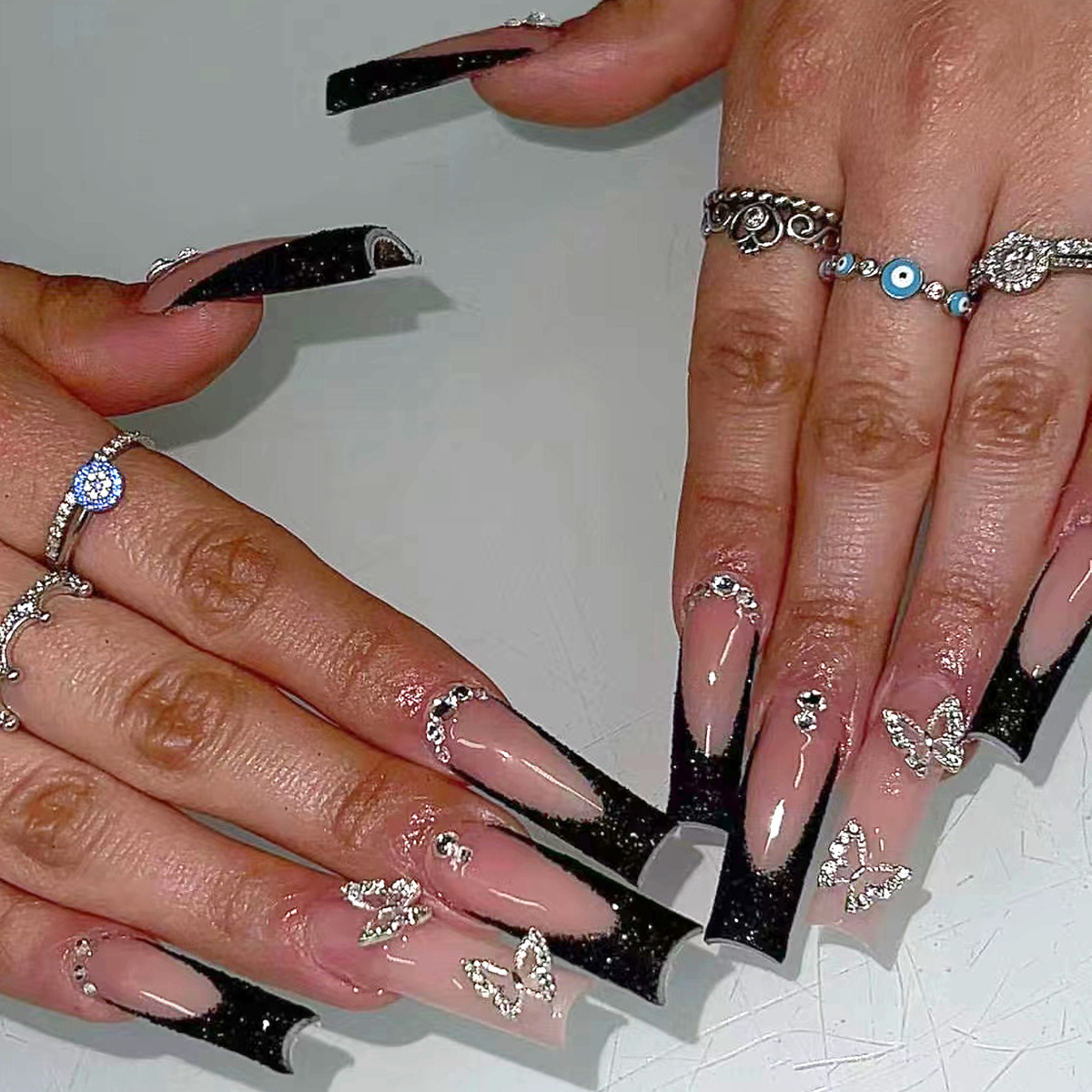 Nail Art Quirky - 24pcs Set Kuku Palsu Hitam Gaya