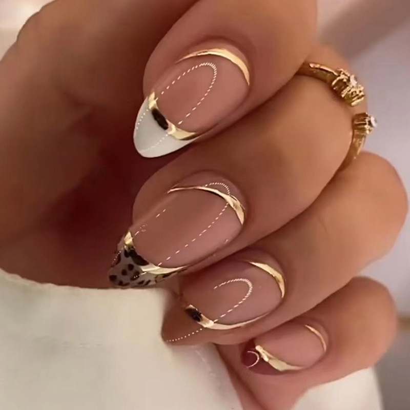 Nail Art Full Design - Kuku palsu ukuran sedang untuk wanita