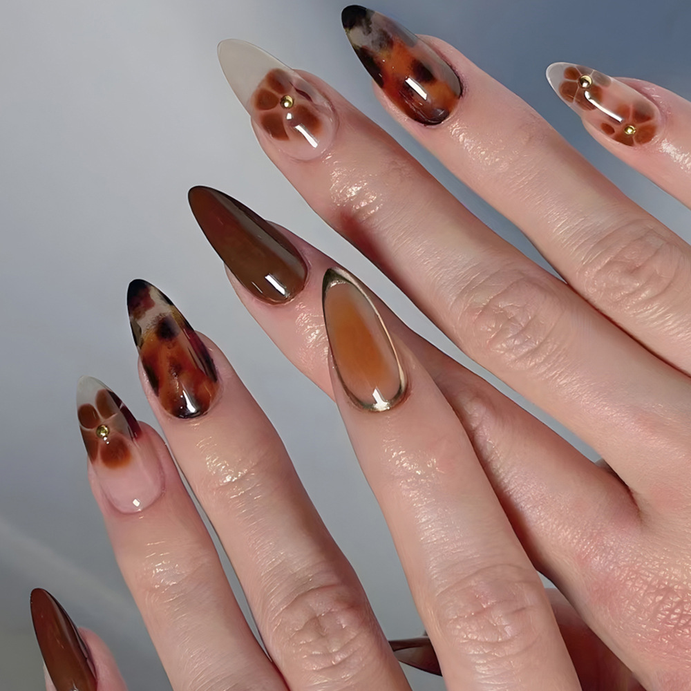 24pcs Kuku Palsu Fashion Berhi - Nail Art Quirky ulasan dan harga